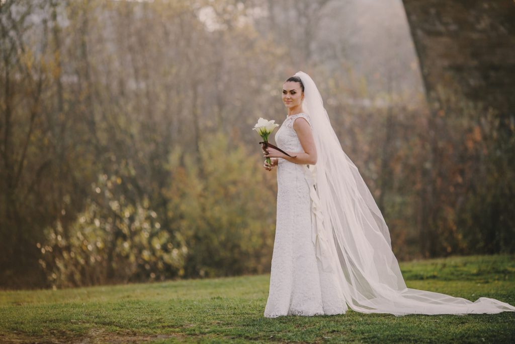 Comment choisir la robe de mariée qui sublime votre morphologie