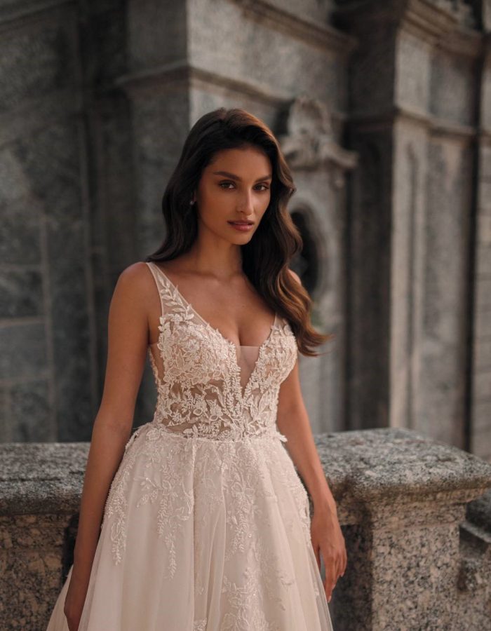 Robe de mariée - Fluide - Incontournable -KT- 04- 223