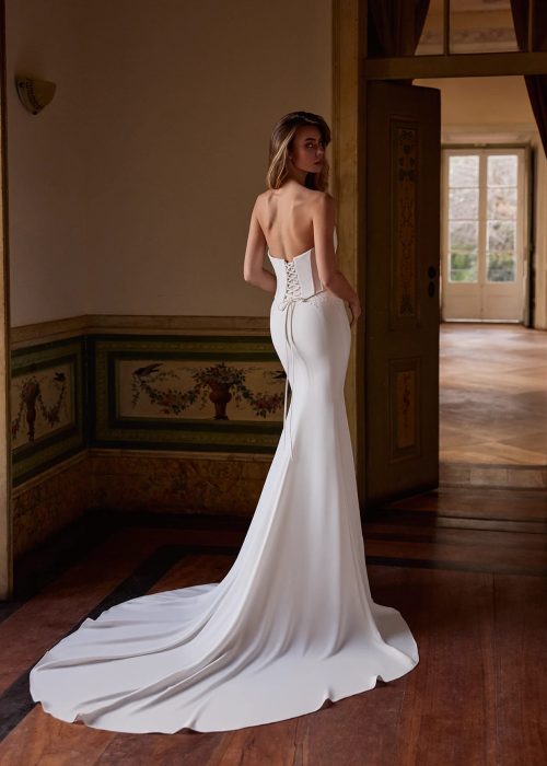 Robe de mariée Fourreau Incontournable AP 011- – Venus 2