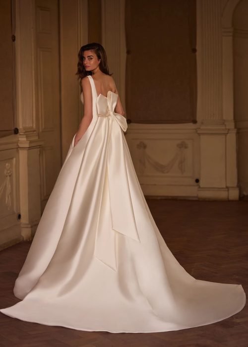 Robe de mariée -Minimaliste – Incontournable – AP- DOR – 512