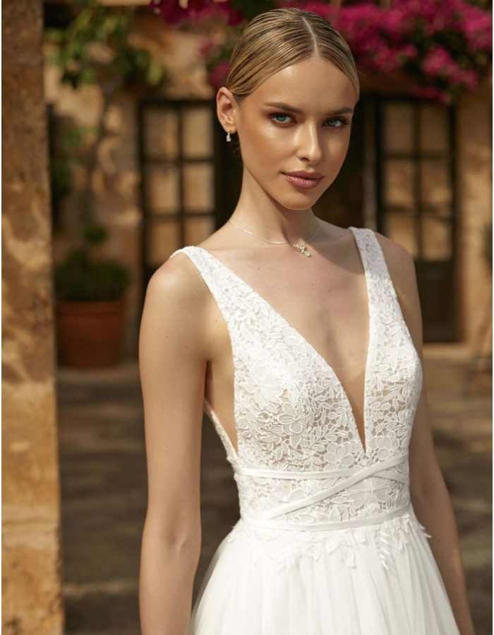 Robe de mariée princesse- Incontournable BE- KEI- 718A